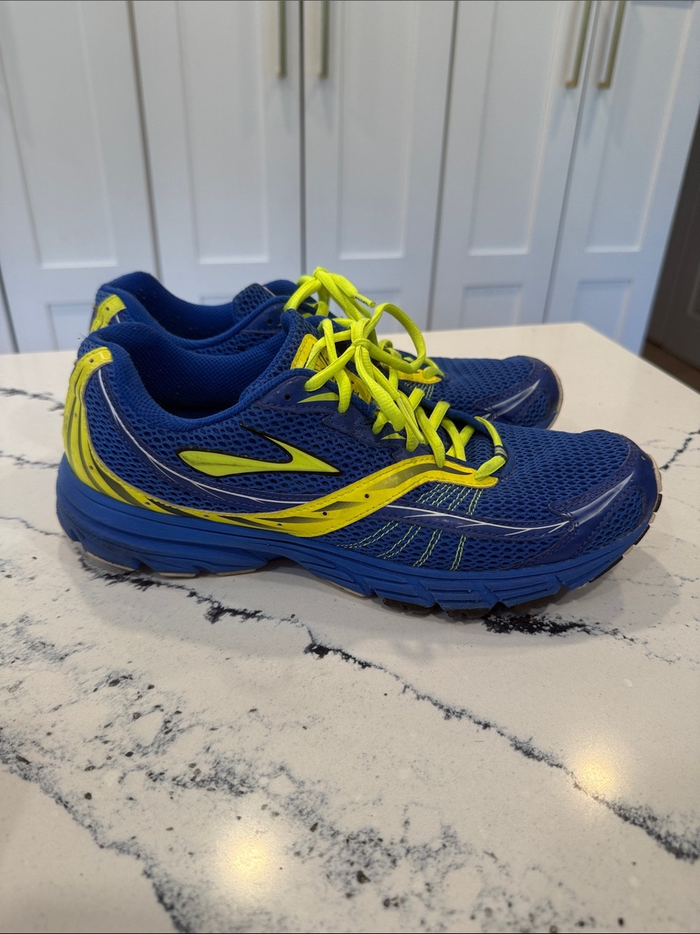 Brooks Blue and Neon Yellow Running Shoes - Picture 2 of 4